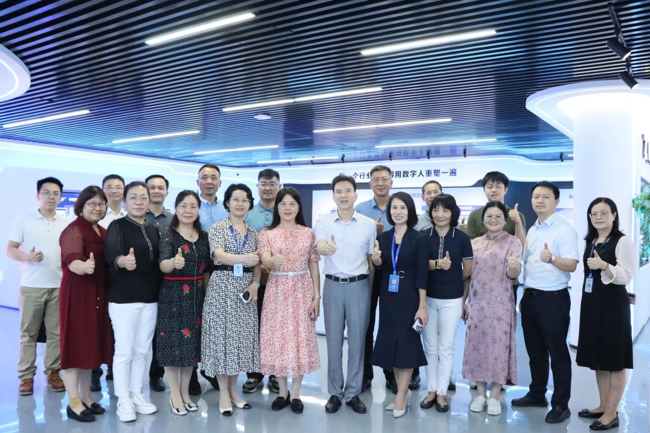 抖圈集团丨清远市政协考察组莅临考察